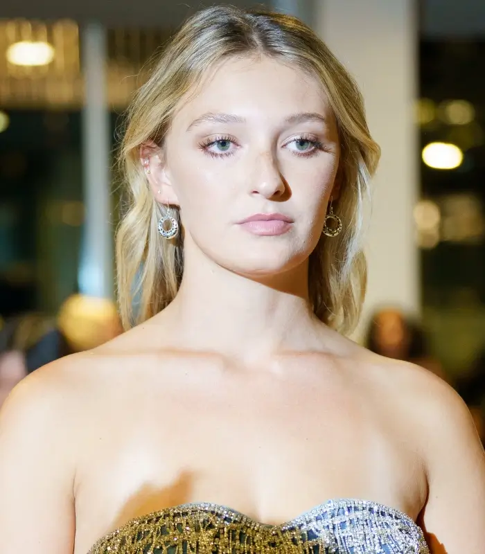 NY Fashion week round earrings mexican collection model 2 700x800