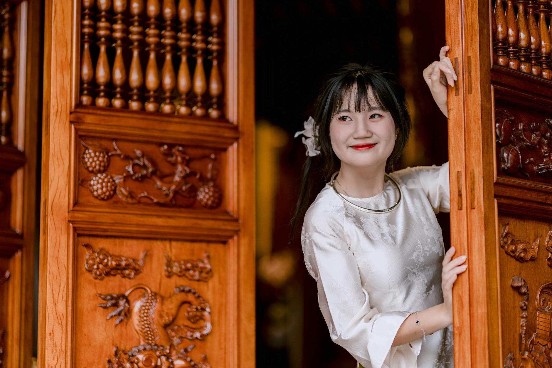 Common Workplace Jewelry Mistakes and How to Avoid Them