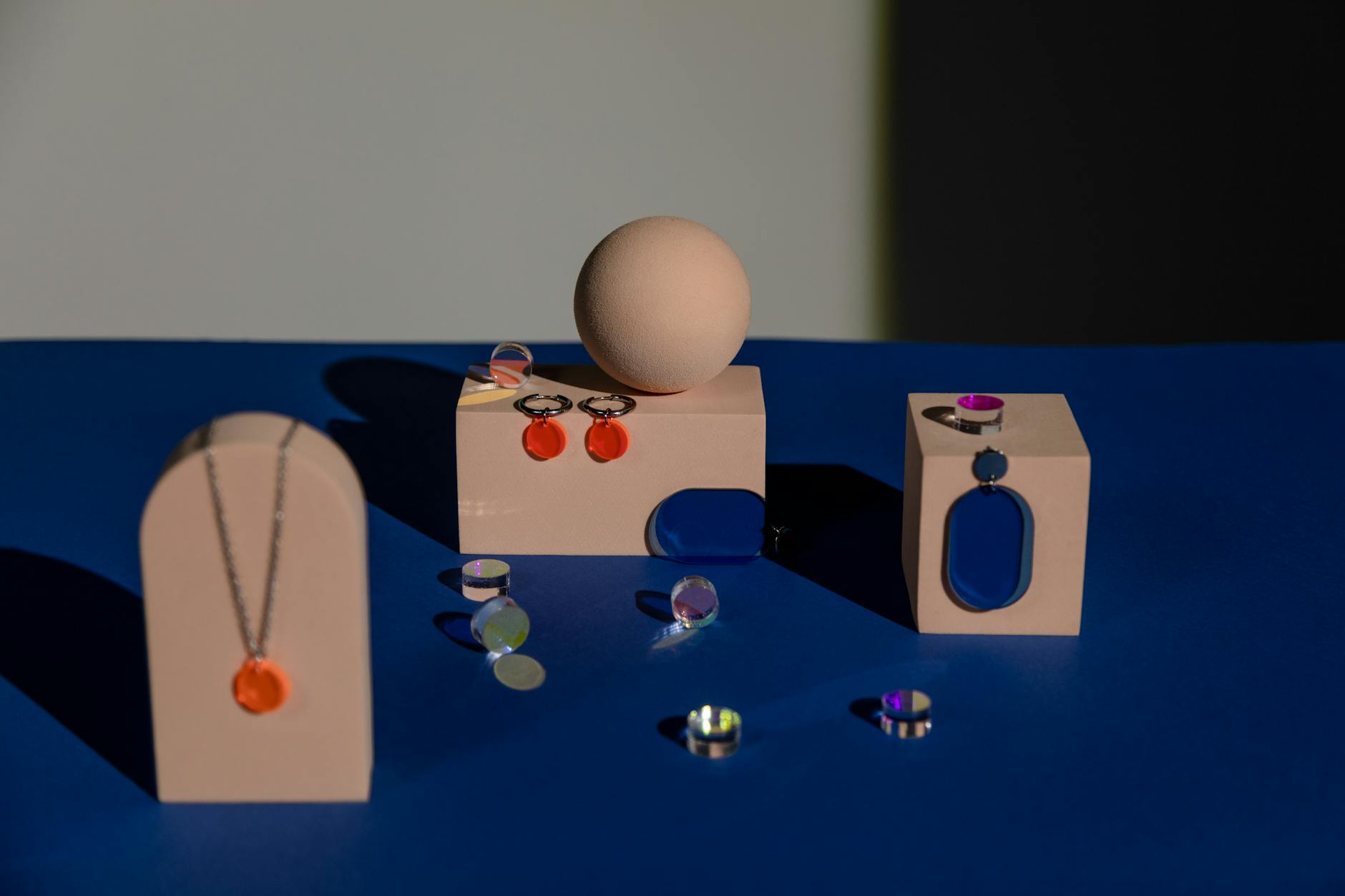 deco jewelry - How Art Deco Jewelry From the 1920s Became Gen Z's Newest Obsession