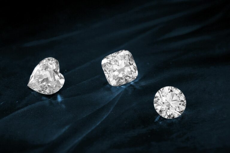 jewelry gift - How to Pick the Perfect Jewelry Gift When You Have No Idea What She Likes
