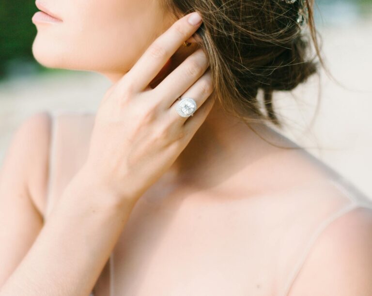 minimalist jewelry - Why Minimalist Jewelry Never Goes Out of Style and What Makes It Timeless