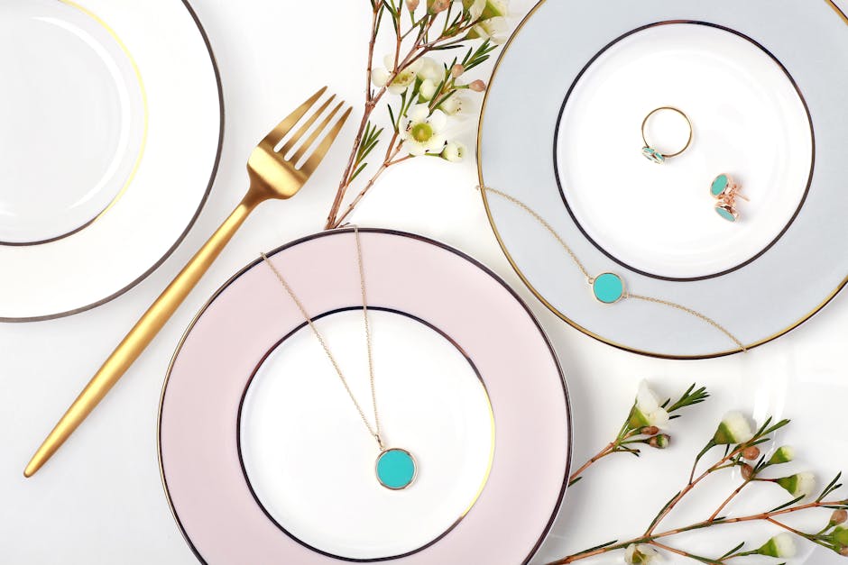 2-layer gold open-link chain and triple ring pendant necklace set in 18K gold plated stainless steel