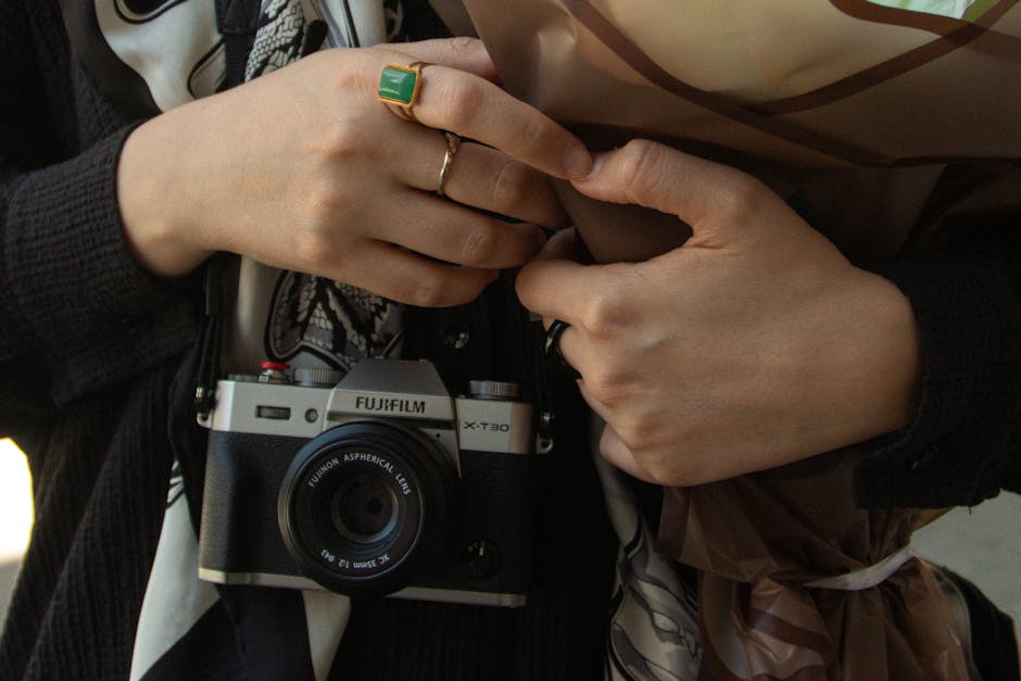 3-layer gold flat chain crystal drop and emerald crystal pendant necklace set in 18K gold plated stainless steel