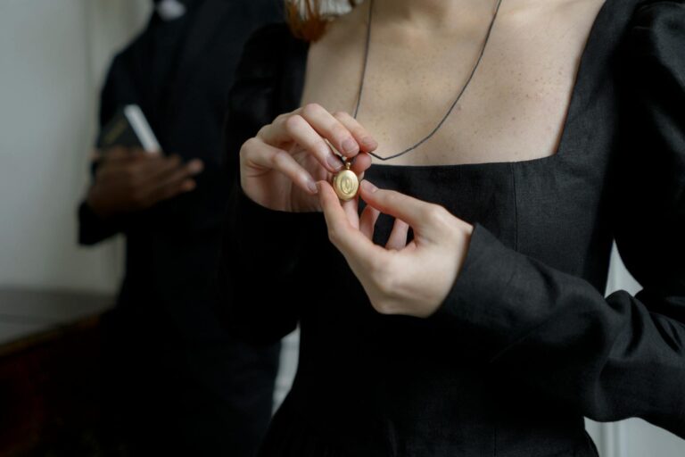onyx pendant meaning