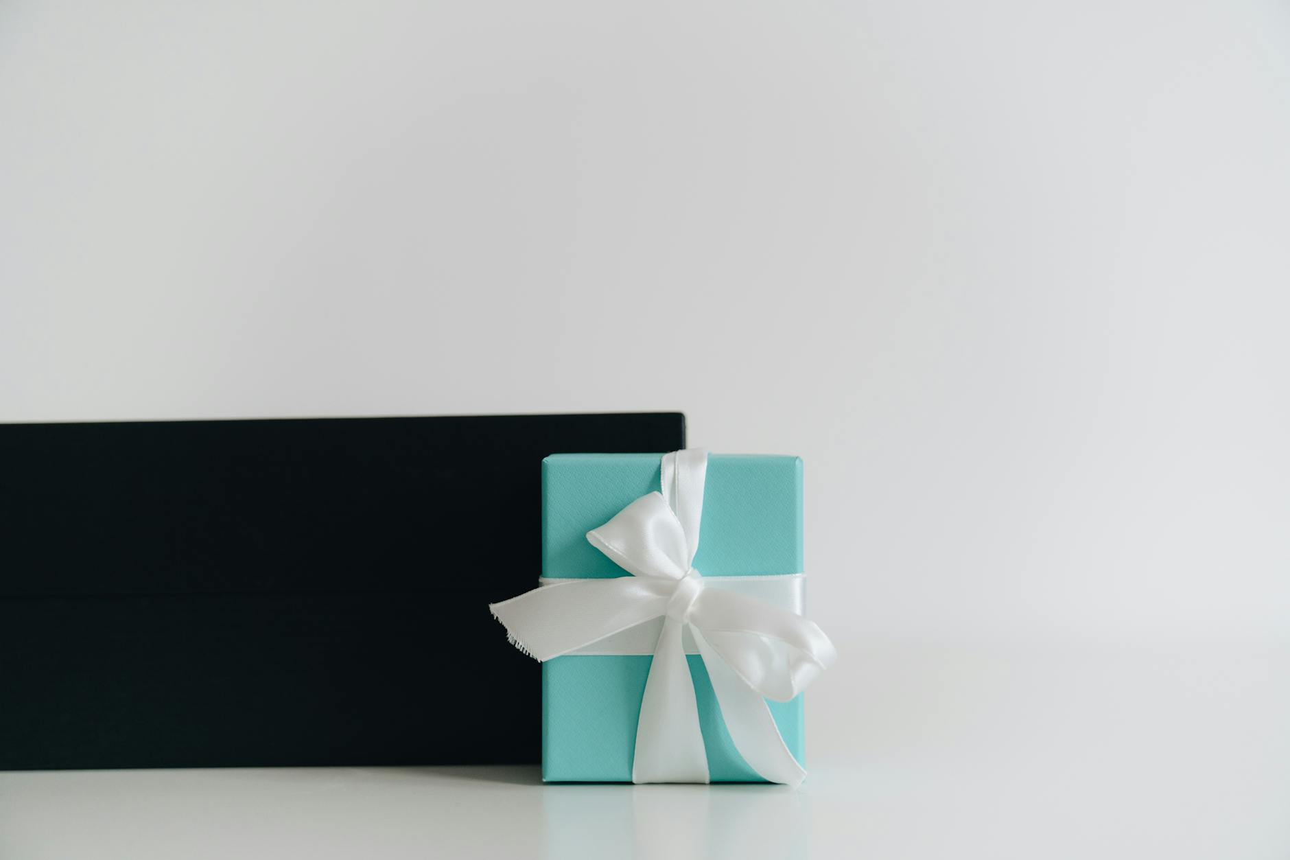 simple jewelry gifts