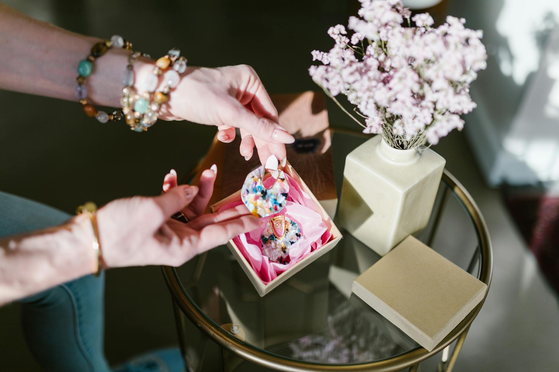 travel dainty jewelry