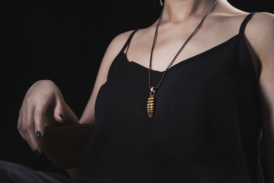 gold crystal V-bar chevron necklace in 18K gold plated stainless steel