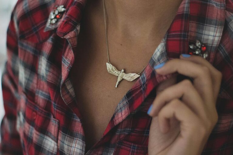 dainty necklaces neckline