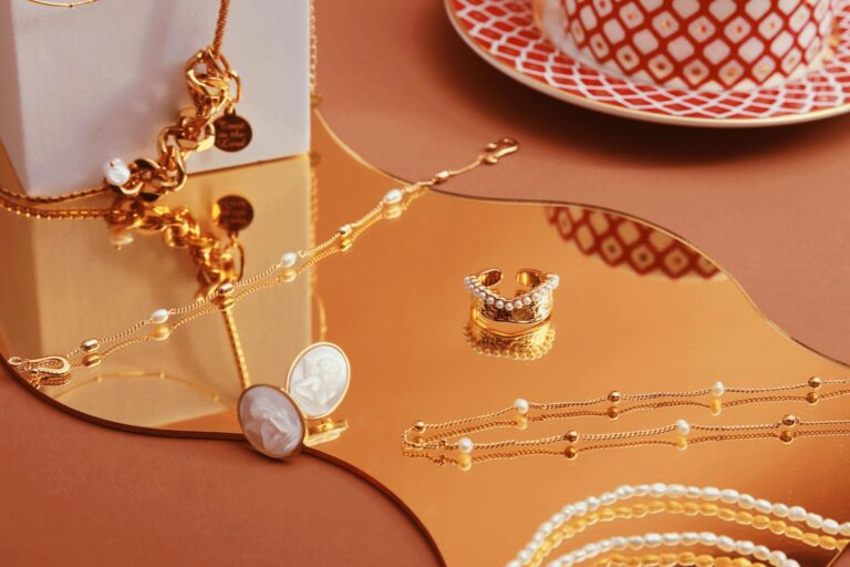 refined jewelry minimal