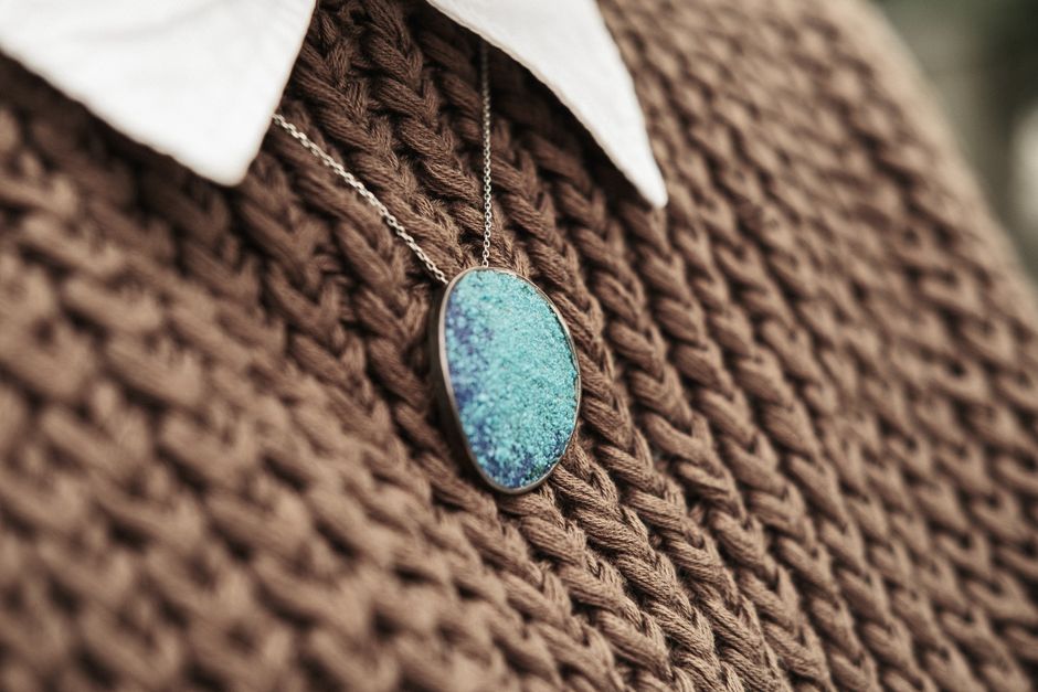 2-layer gold turquoise station chain and sunburst pendant necklace set in 18K gold plated stainless steel