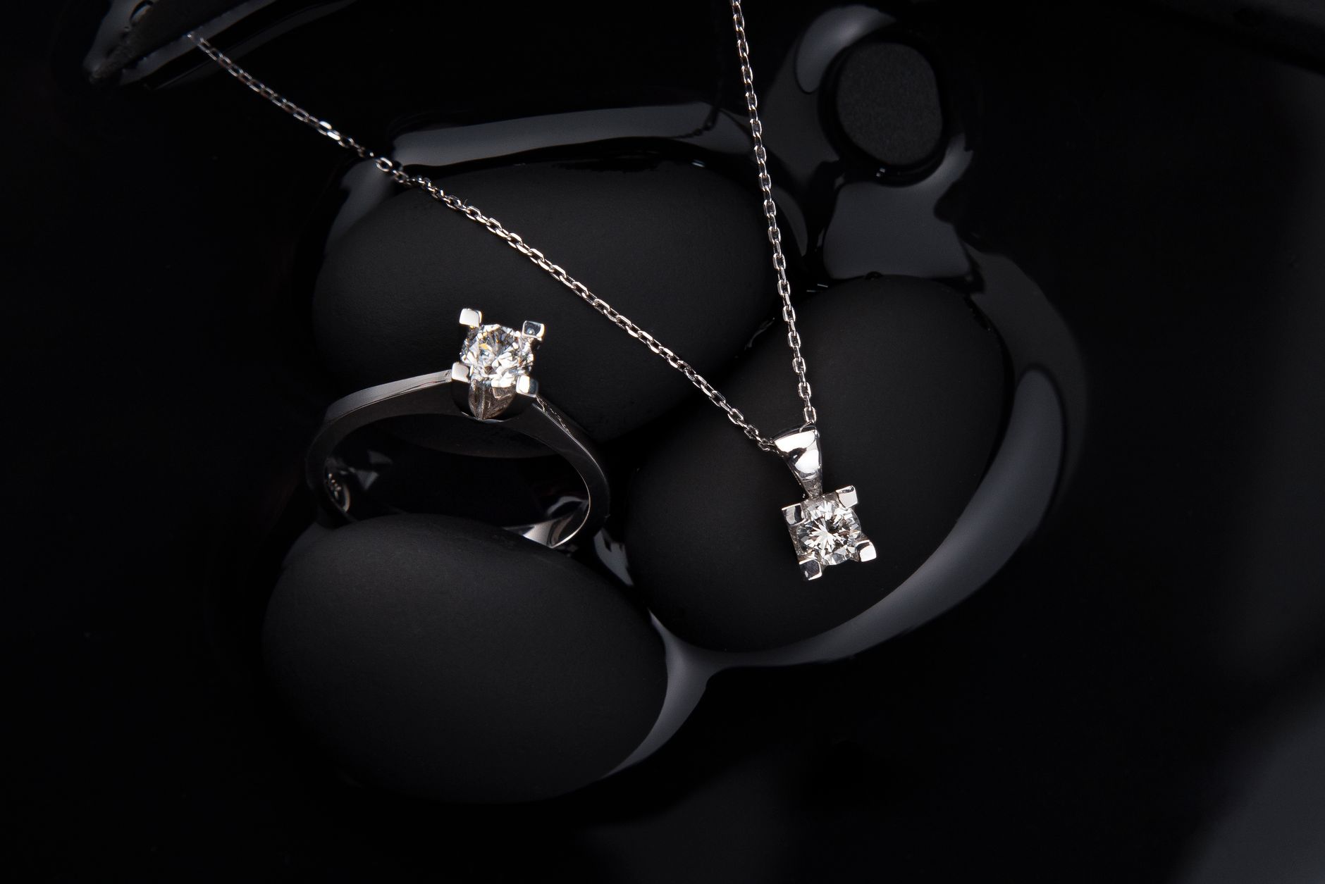 silent luxury accessories