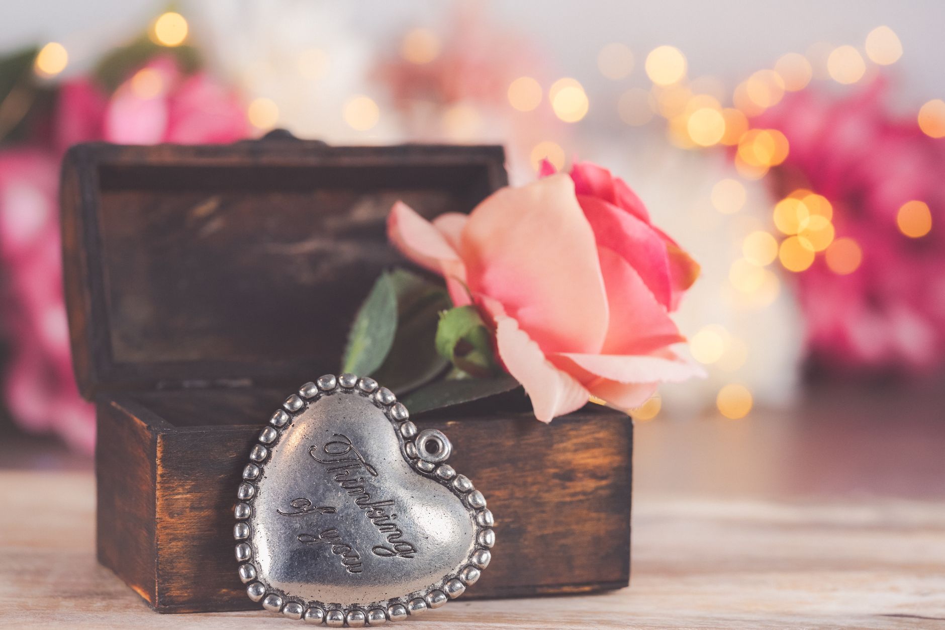girlfriend jewelry gift