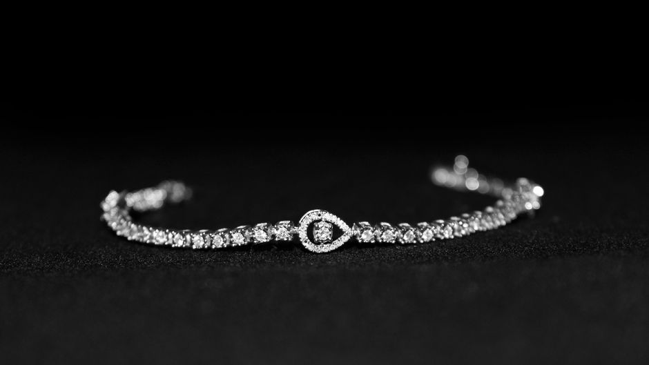 white cz ring
