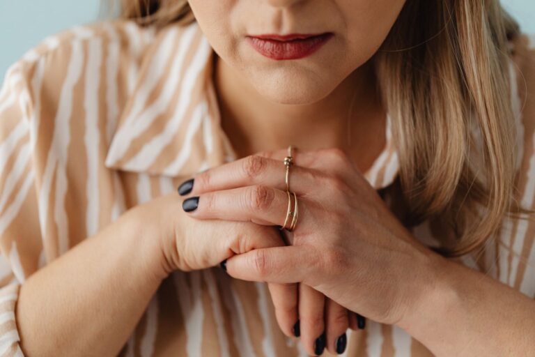 maintain gold ring