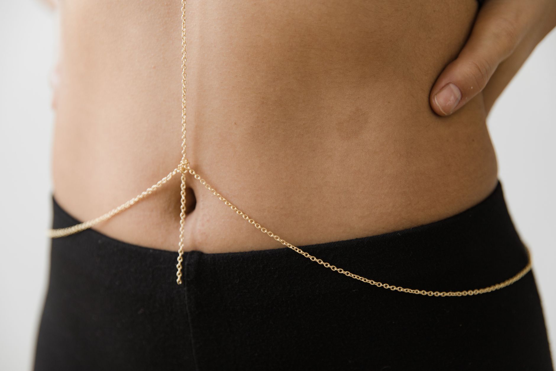 gold body chain