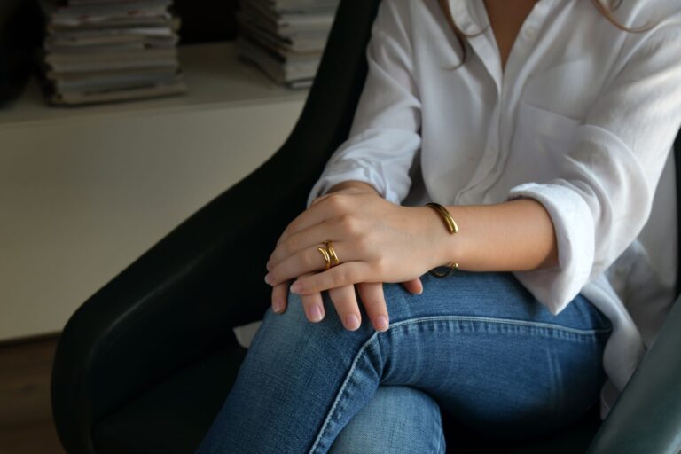 minimalist signet ring